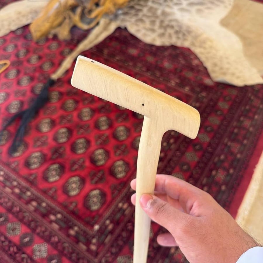 عصا خشب اللوز