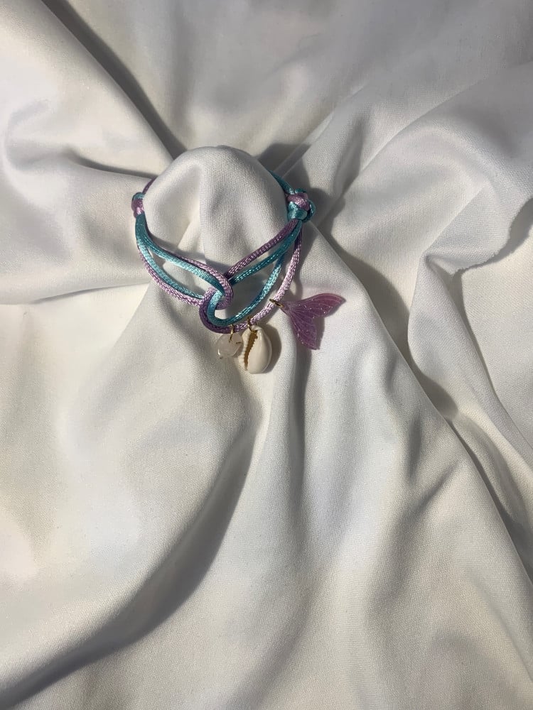 اسوارة حوريه ‍♀️