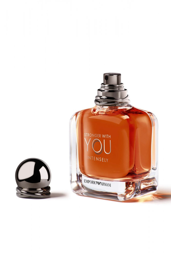 عطر سترونجر ويذ يو انتنسلي من ارمني او دي برفيوم 50مل