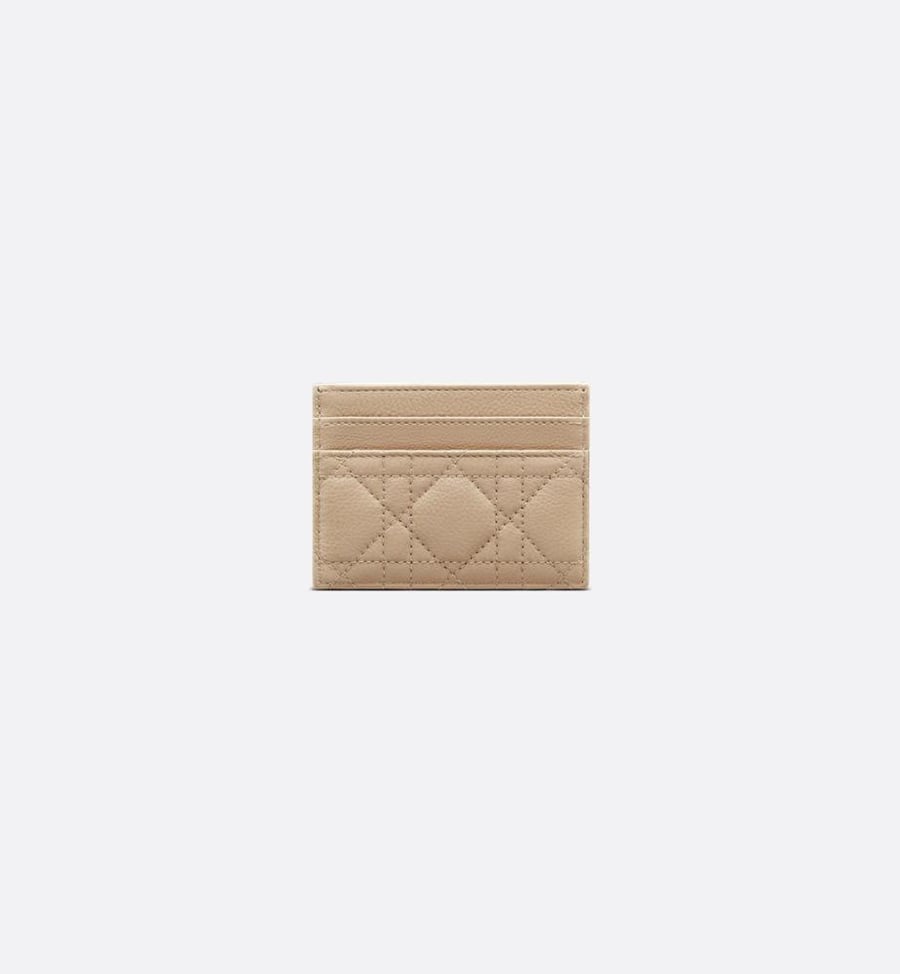 كريستيان ديور | DIOR