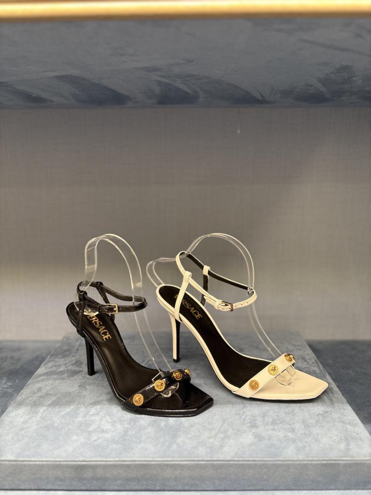 فرزاتشي | VERSACE