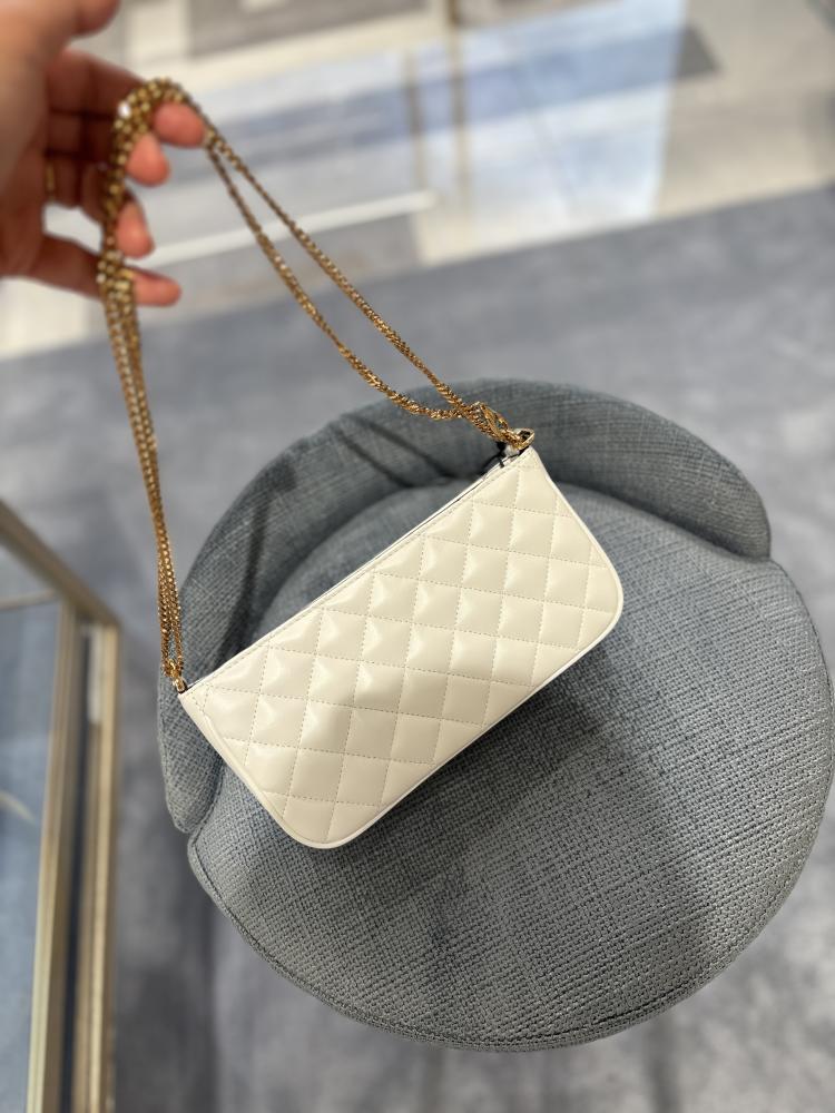 فرزاتشي | VERSACE