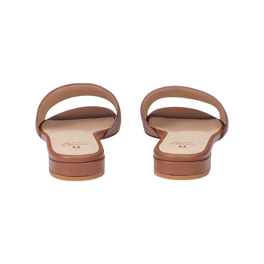 اقنر | AIGNER