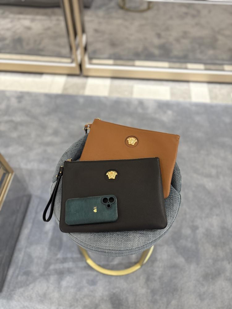 فرزاتشي | VERSACE