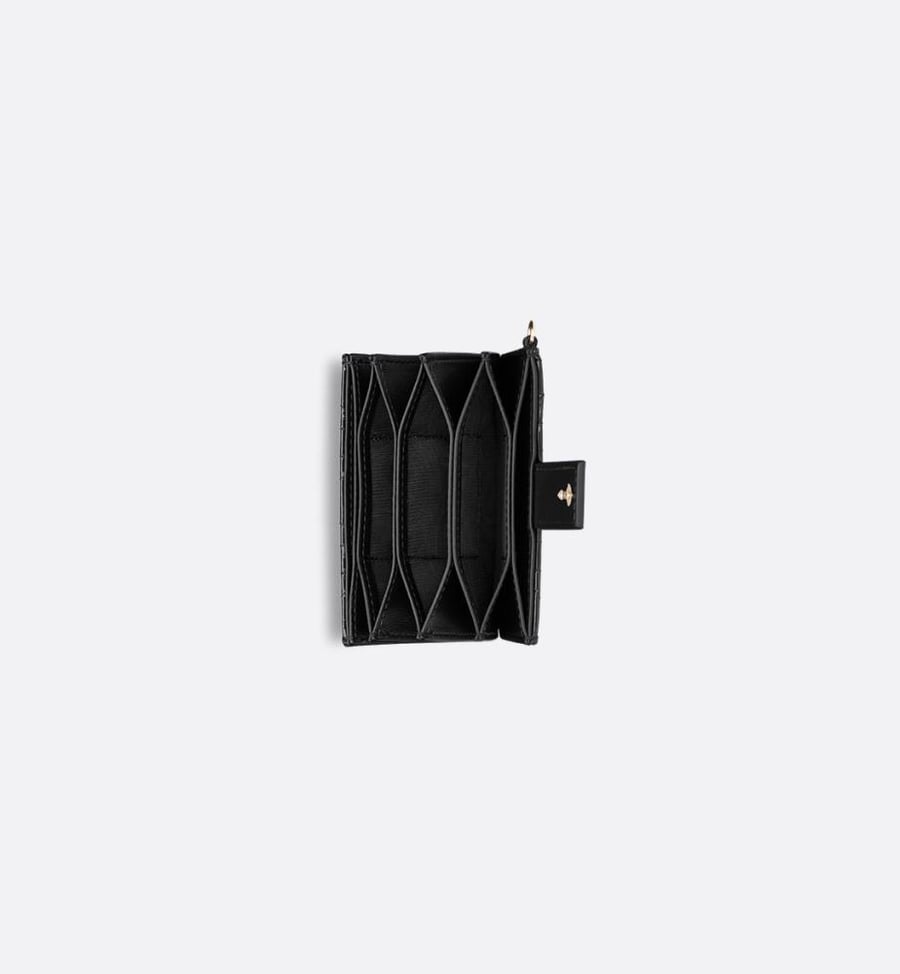 كريستيان ديور | DIOR
