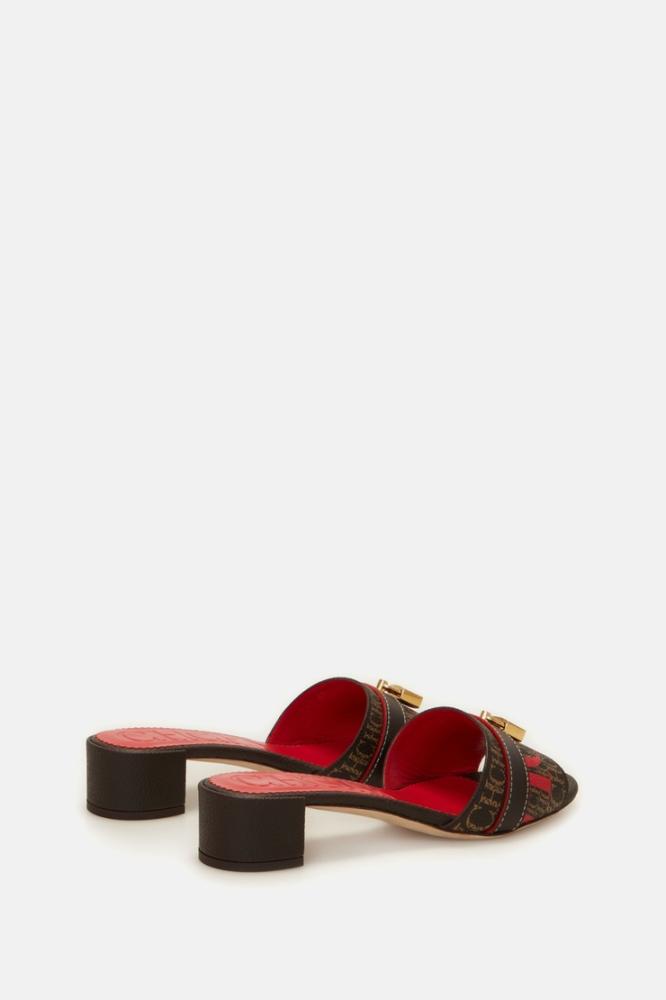 كارولينا هريرا | CAROLINA HERRERA