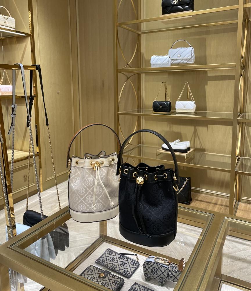 TORY BURCH| توري بورش