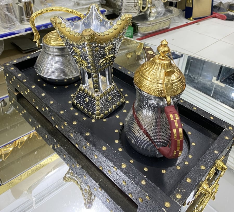 طوفرية + دلة + مبخر + إبريق المنيوم حب رمان