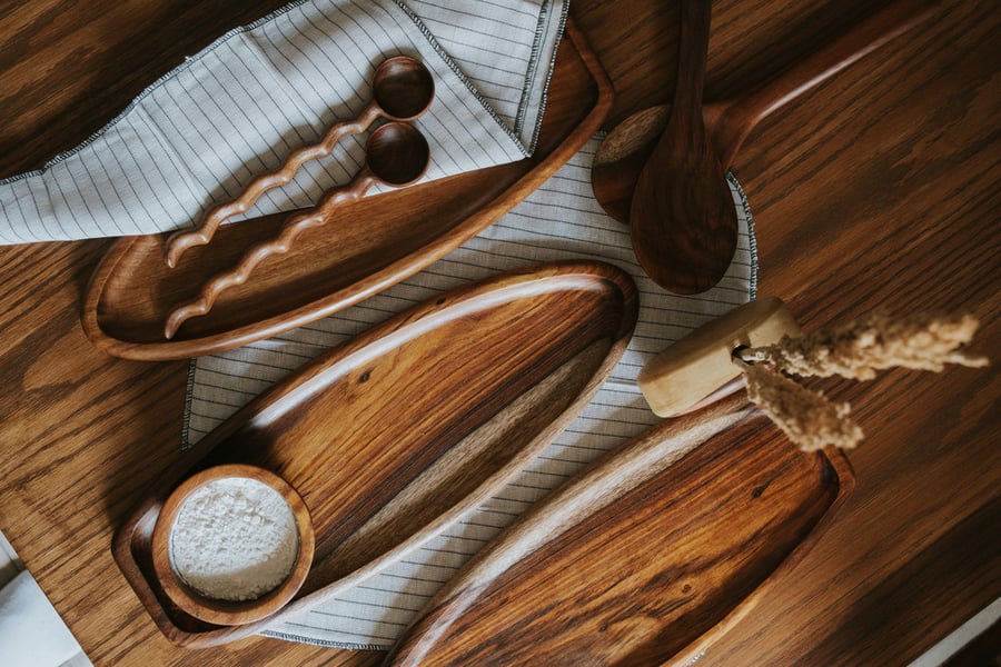 Oval serving tray