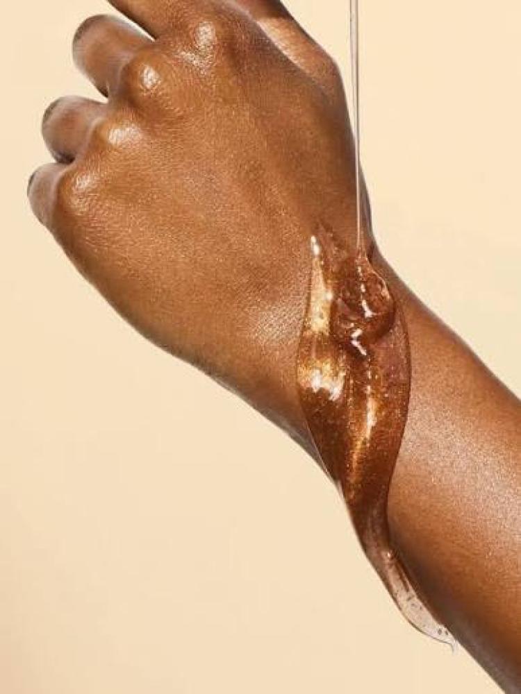 فازلين عناية مرطبه بجلو بلمعة مضيئة – جل زيت للجسم 200 مل