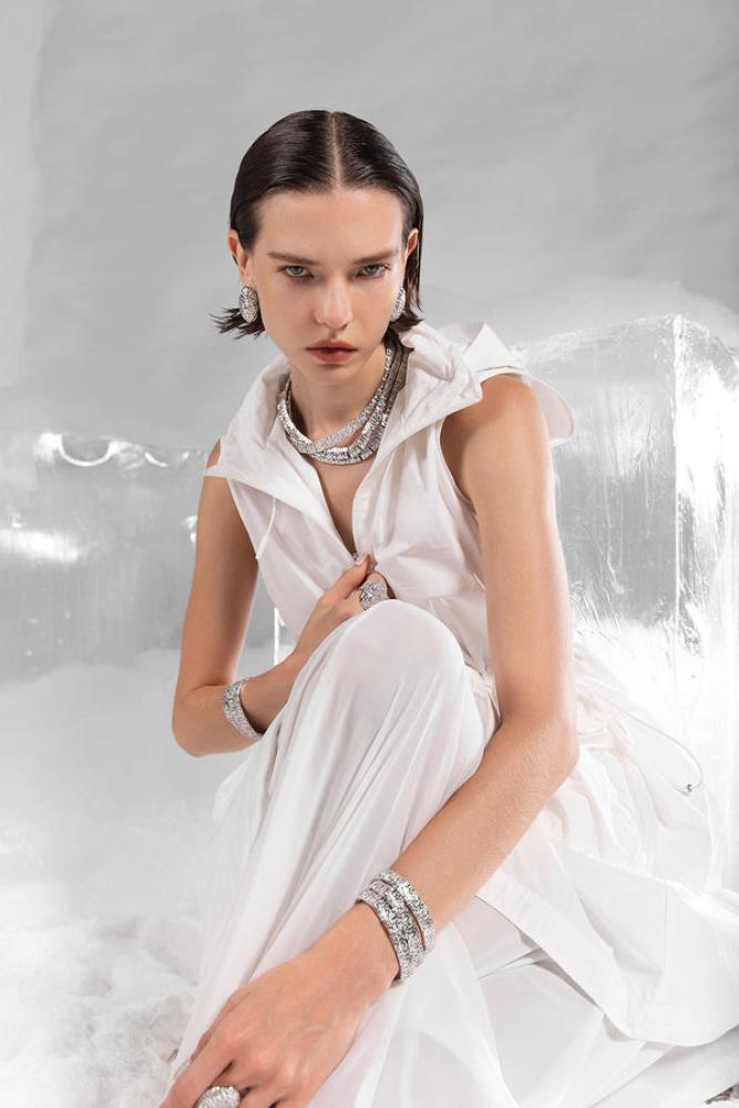 APM Monaco | hiver | Sterling Silver | statement earrings with Ice maze design