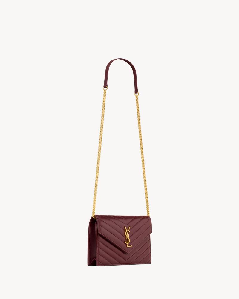 Saint Laurent | CASSANDRE ENVELOPE CHAIN ​​WALLET IN LAMBSKIN | RED CABERNET
