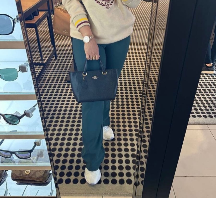 شنطه كوتش اسود