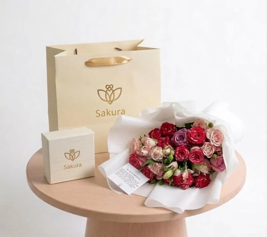 اسورة القلب البنفسجي ساكورا  Sakura purple heart