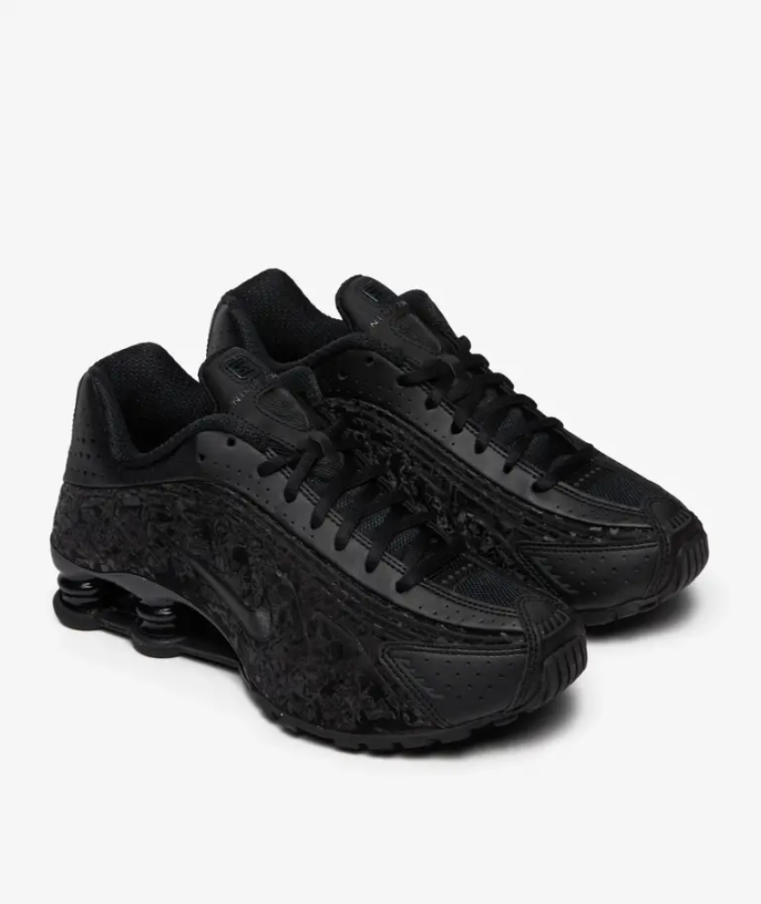 Nike Shox R4