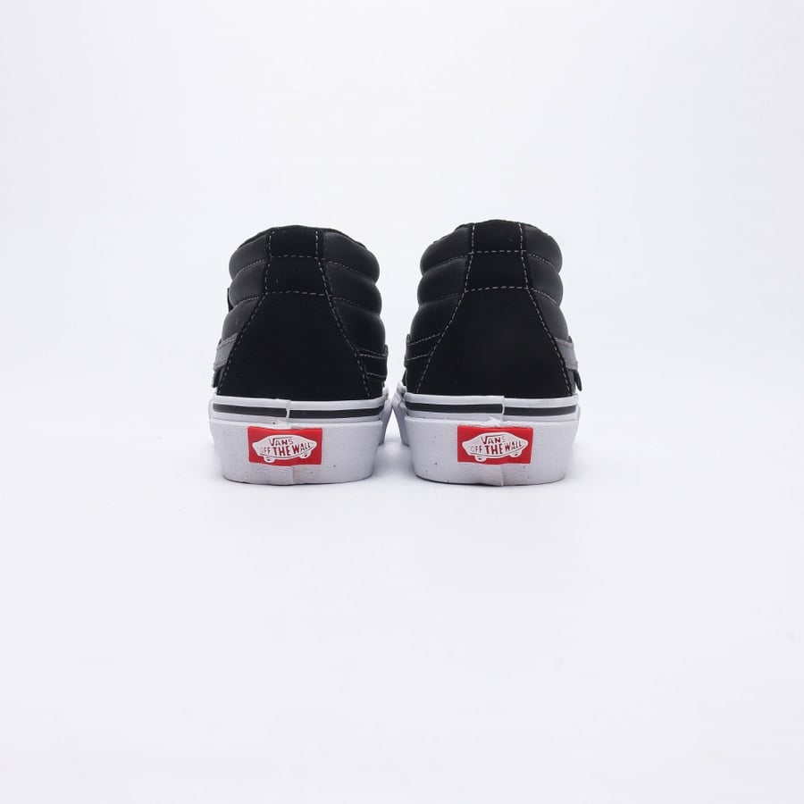 ڤانس-Vans