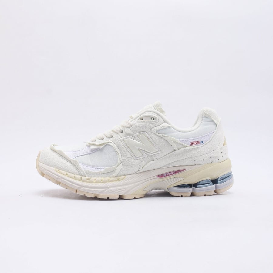 نيوبالانس-New Balance 2002R