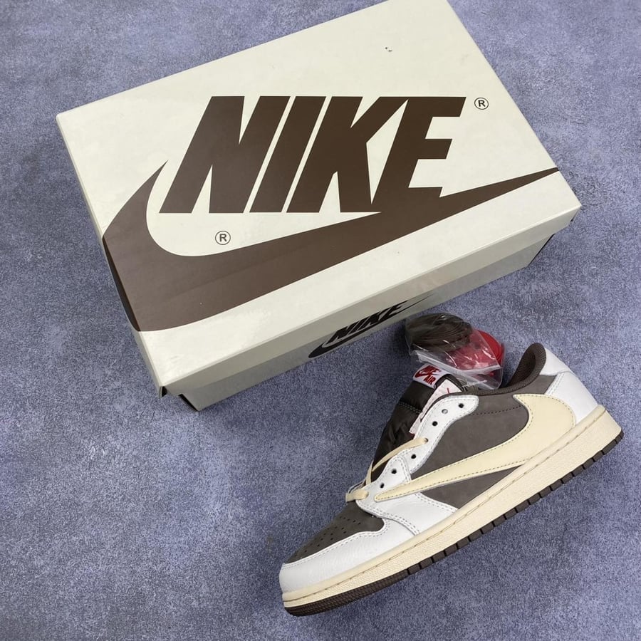Nike Travis Scott