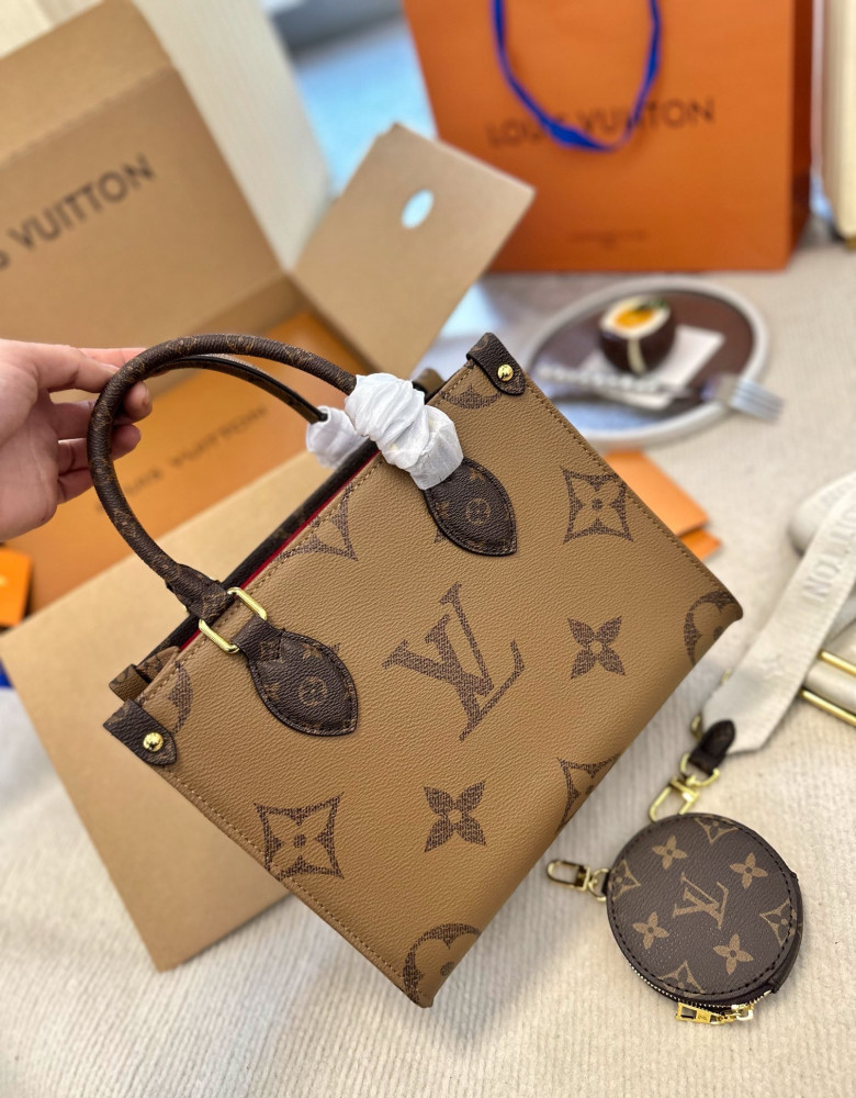 Mini Lv Louis Vuitton bag