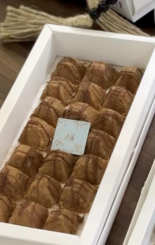 اهرامات الشعيرية HB