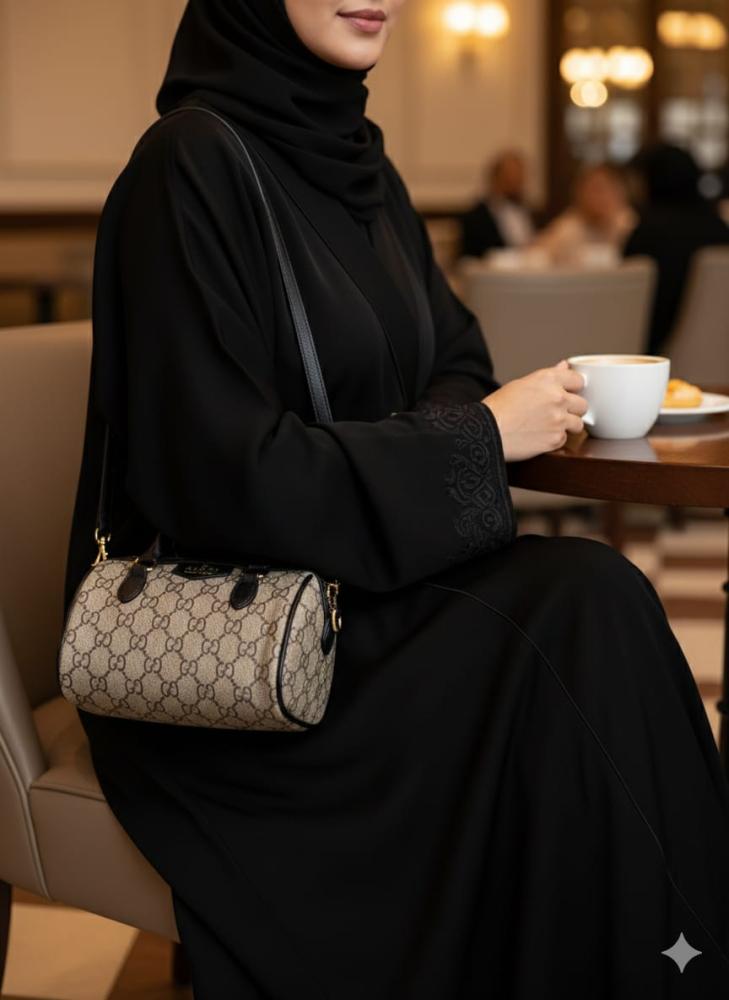 حقيبة كتف من غوتشي – لمسة عصرية بلمعان كلاسيكي