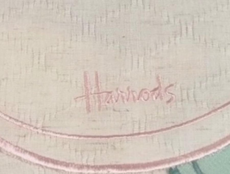 لباده صحن Harrods
