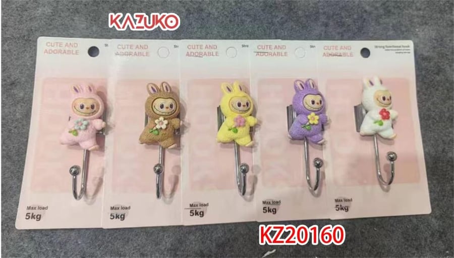 علاقات جدارية KAZUKO  بتصميم شخصيات  لابوبو