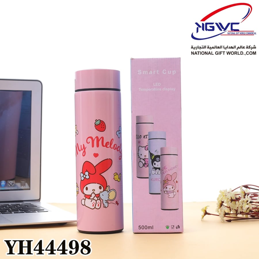 A smart cup with the design of My Melody, featuring an integrated LED screen that accurately displays the liquid's temperature inside, ensuring you a pleasant and comfortable drinking experience.
