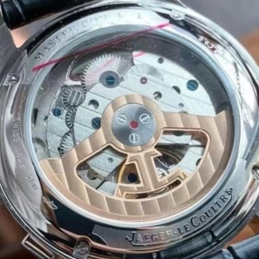 ساعة جيجر لوكولتر Jaeger LeCoultre المميزة