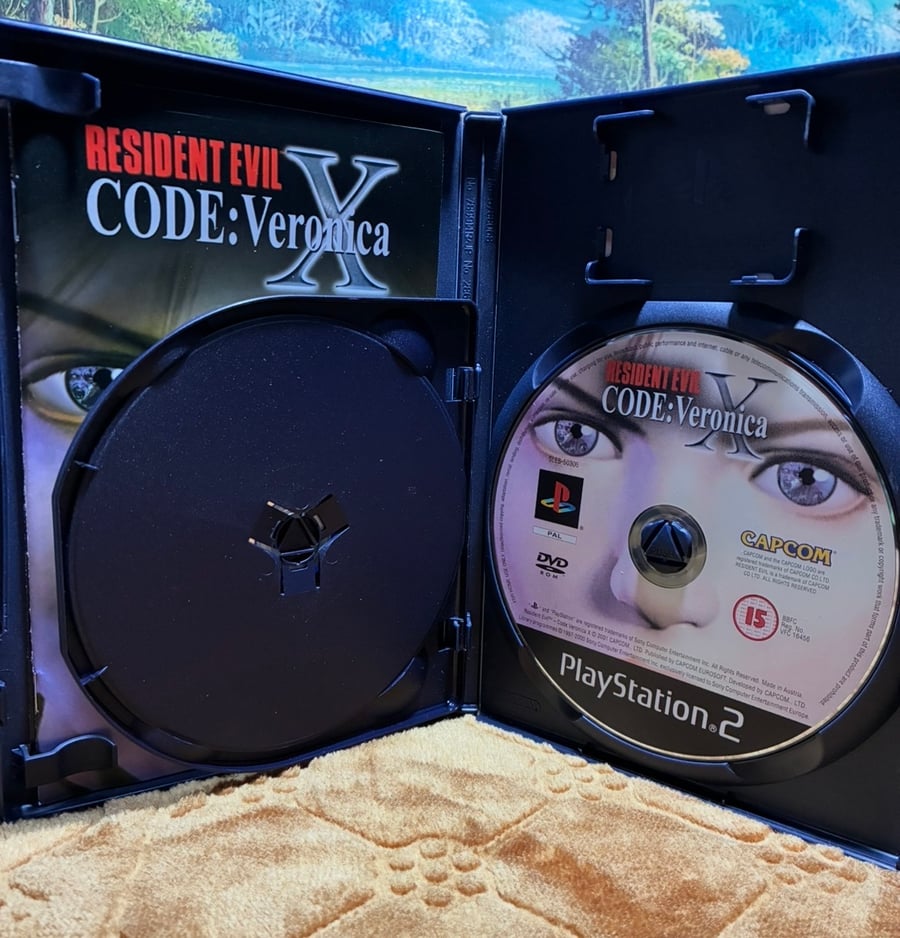 Resident Evil: Code Veronica X (Includes Devil May Cry – Trial Edition)