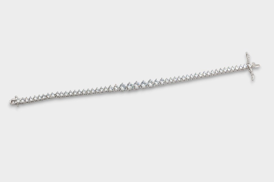 Silver bracelet of 925 karat, tennis style, studded with zircon