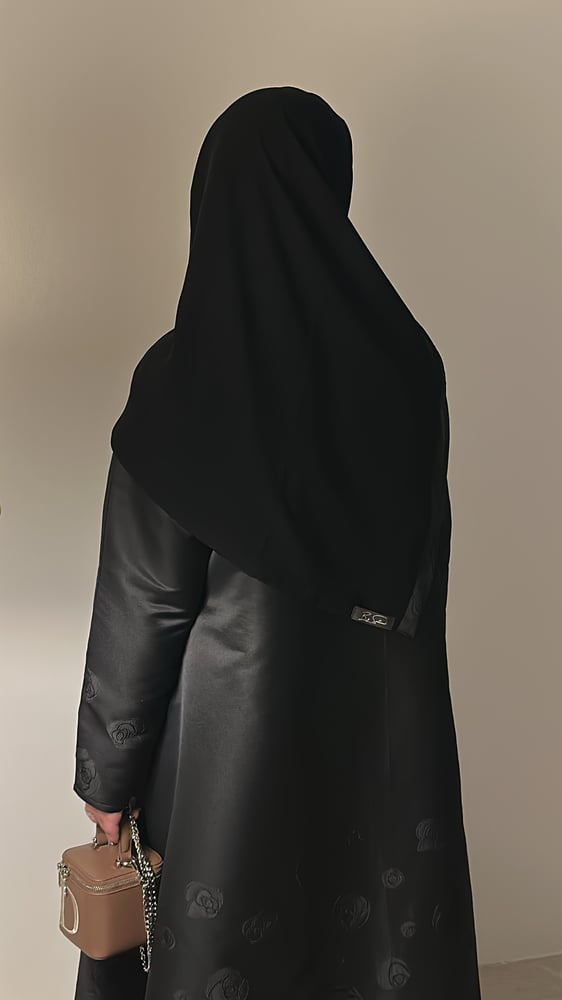 نجلاء