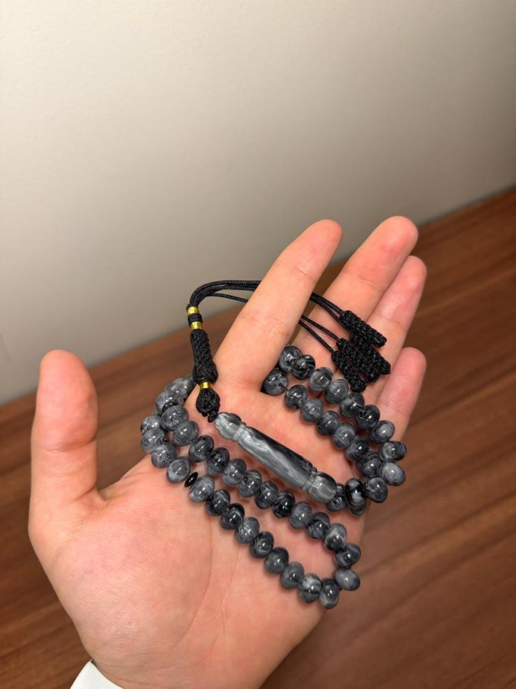 بكلايت ذروي رصاصي معرق كركوشة
