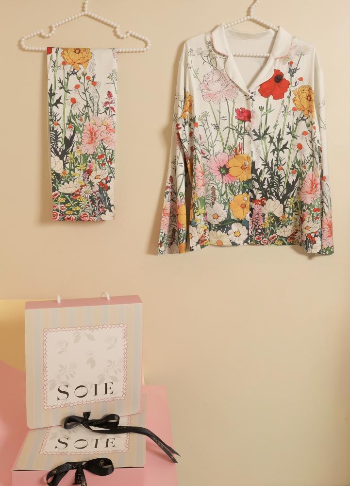 White garden