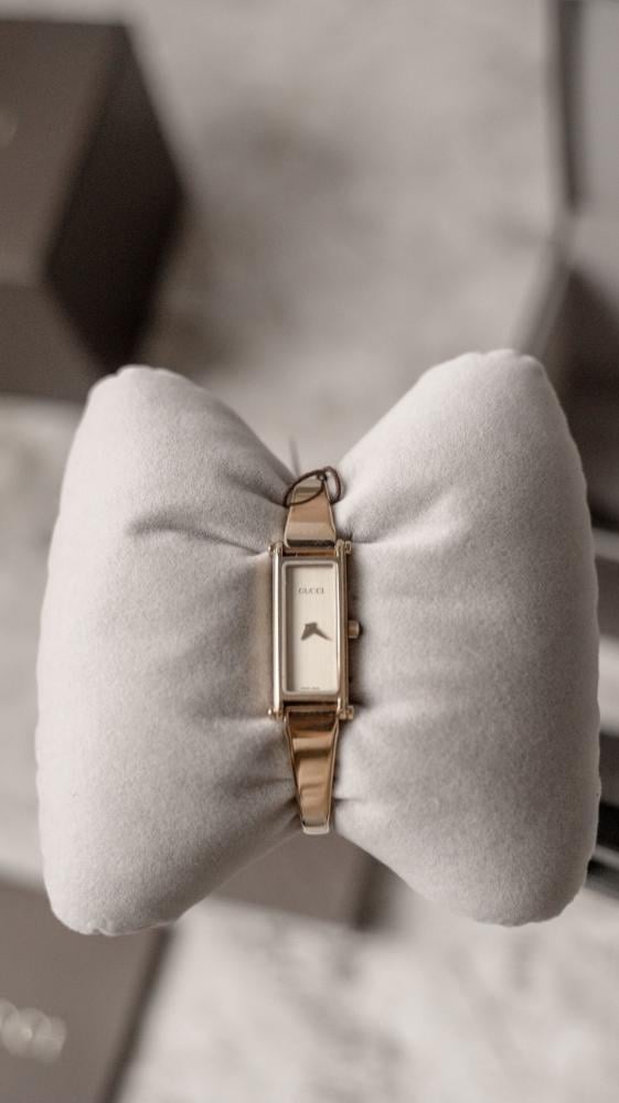 Gucci swiss gold