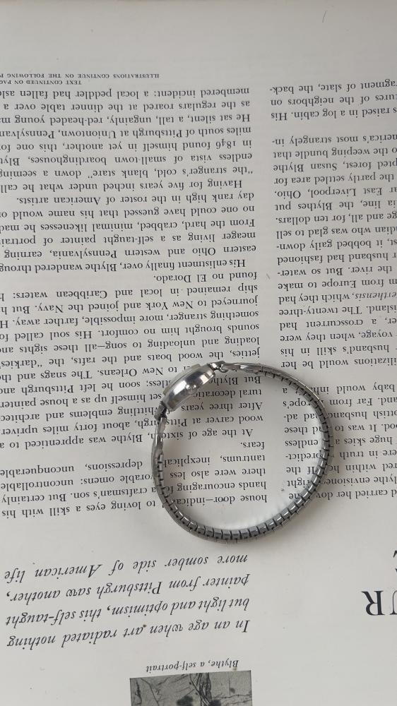 Bulova eye