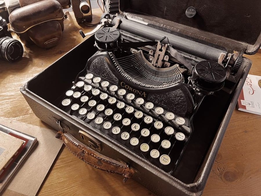 Corona typewriter