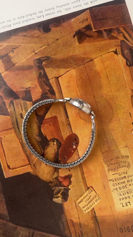 Bulova eye