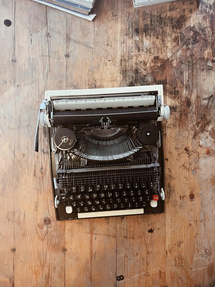 Typewriter ar 3