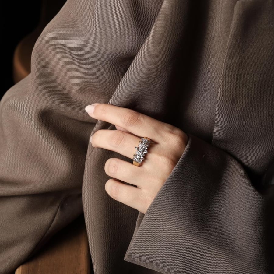 خاتم من dior