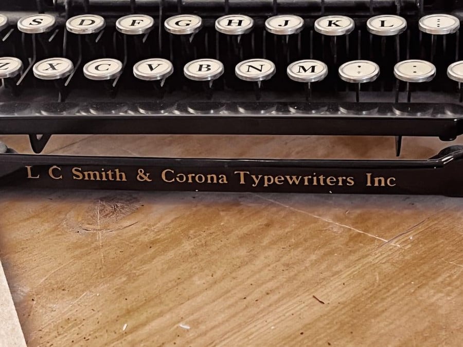 Corona typewriter