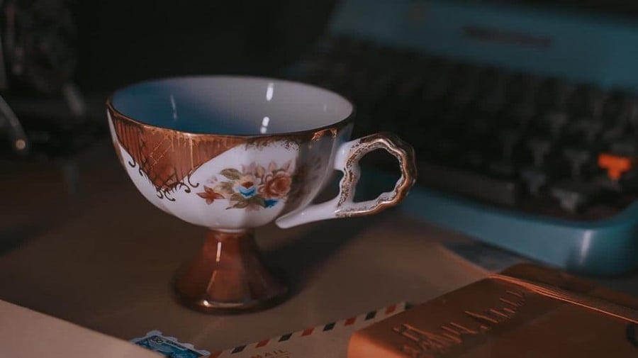 قطعة عتيقة ومختلفة وبكامل اناقتها