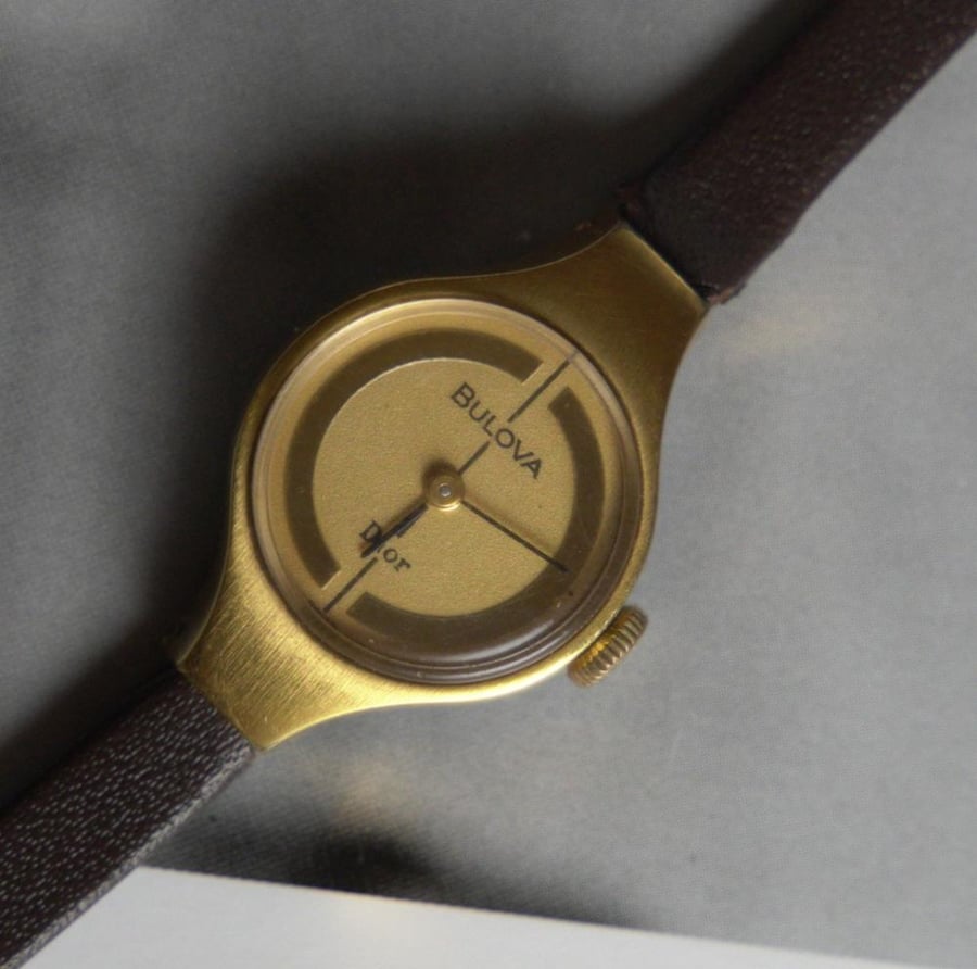 Bulova dior
