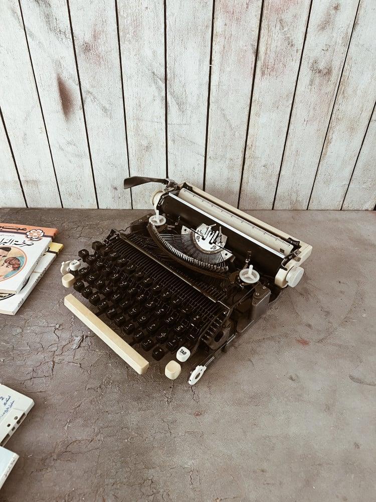 Typewriter ar 2