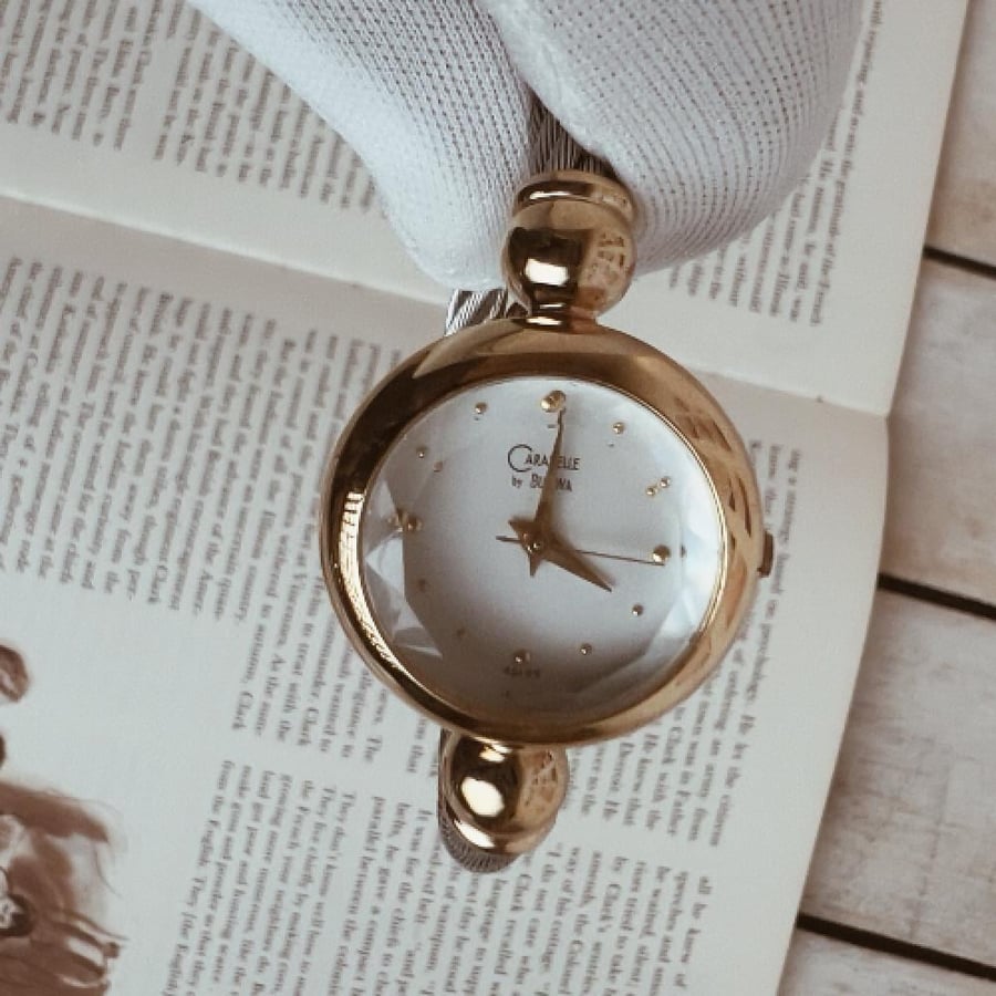 Bulova 2700