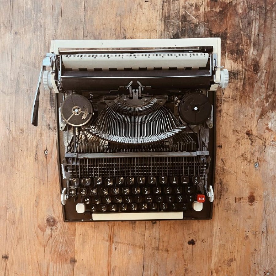 Typewriter ar 3
