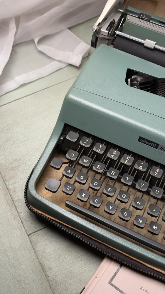 Olivitti Lettera 32
