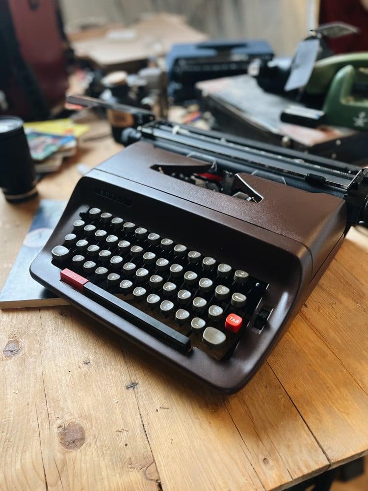 Kovac typewriter