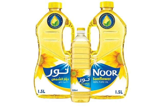 زيت نور عرض 2 حبة 1.5 لتر + 500 مل