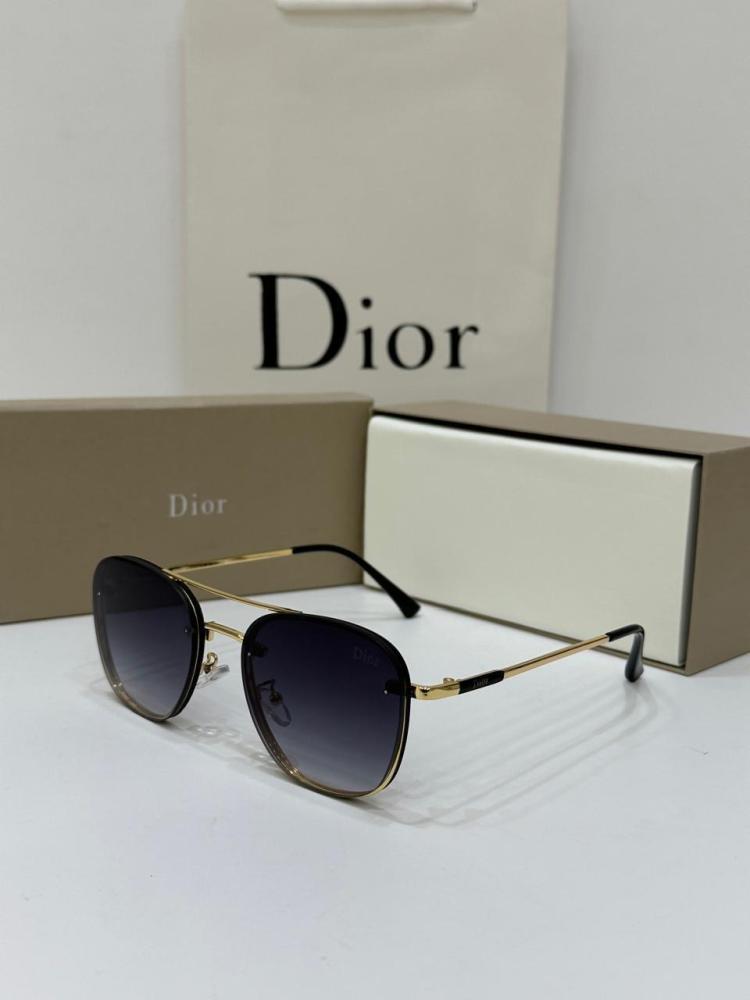نظارات Dior أسود إطار ذهبي وأسود